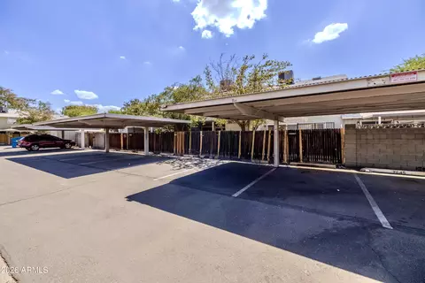 Exterior - 2643 W Wolf St, Phoenix, AZ 85017 photo 6 of 8