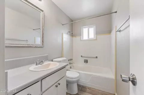Bath - 5422 E University Dr, Mesa, AZ 85205 photo 1 of 2