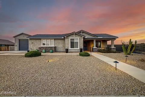 2024 Eucalyptus Ln, San Tan Valley, AZ 85143