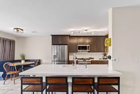 Kitchen - 1361 E Jasper Dr, Gilbert, AZ 85296 photo 3 of 6