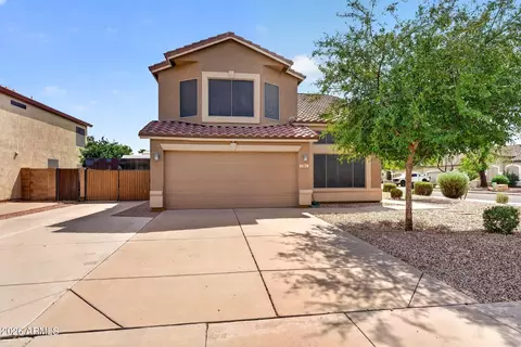 Exterior - 1361 E Jasper Dr, Gilbert, AZ 85296 photo 2 of 10