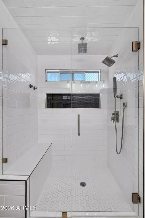 Bath - 1361 E Jasper Dr, Gilbert, AZ 85296 photo 5 of 6
