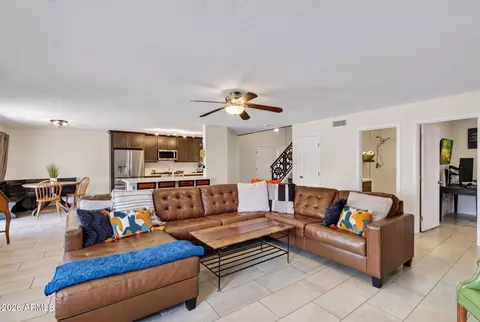 Living - 1361 E Jasper Dr, Gilbert, AZ 85296 photo 2 of 4