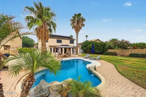 1021 E Rosebud Dr, San Tan Valley, AZ 85143