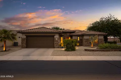 21327 N Black Bear Lodge Dr, Surprise, AZ 85387