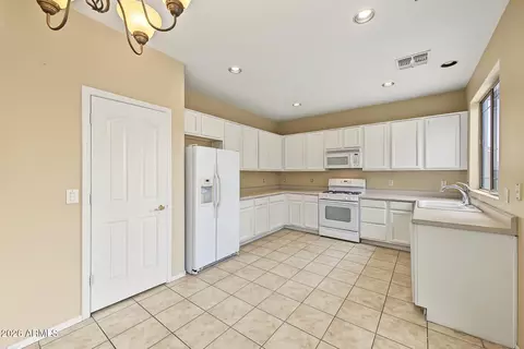 Kitchen - 3282 E Lexington Ave, Gilbert, AZ 85234 photo 1 of 2