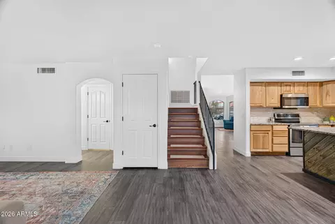 Entry Way - 1301 E Sierra Madre Ave, Gilbert, AZ 85296 photo 3 of 6