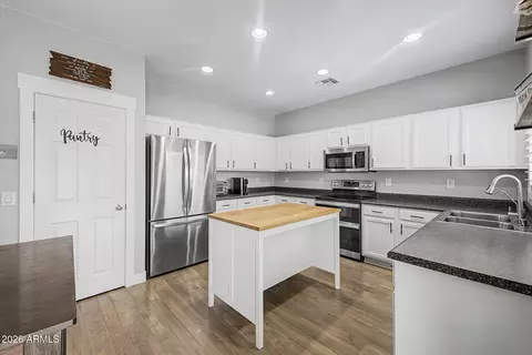 830 W Trellis Rd, Queen Creek, AZ 85140