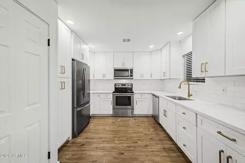 Kitchen - 4303 E Cactus Rd #225, Phoenix, AZ 85032 photo 1 of 2