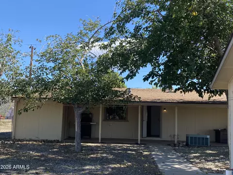 22760 W Hillcrest Dr, Congress, AZ 85332