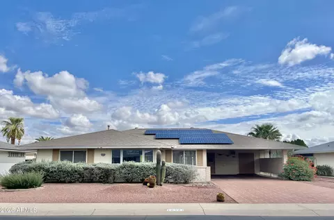 10527 W Prairie Hills Cir, Sun City, AZ 85351