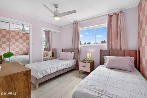 Bedroom - 2190 E Greenway Dr, Tempe, AZ 85282 photo 5 of 10