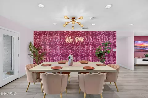 Dining - 2190 E Greenway Dr, Tempe, AZ 85282 photo 2 of 3