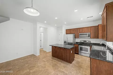 Kitchen - 4114 E Vest Ave, Gilbert, AZ 85295 photo 3 of 5