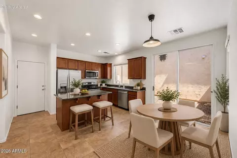 Kitchen - 4114 E Vest Ave, Gilbert, AZ 85295 photo 2 of 5