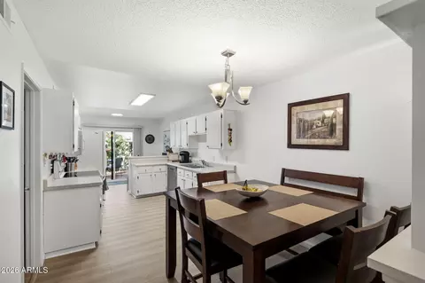 Dining - 455 S Delaware Dr #129, Apache Junction, AZ 85120 photo 3 of 3