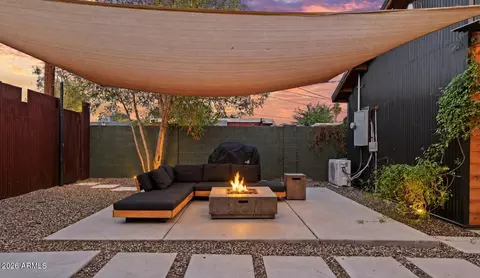 Exterior - 358 E Whitton Ave, Phoenix, AZ 85012 photo 6 of 9