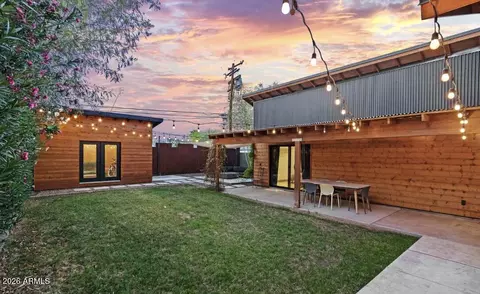 Exterior - 358 E Whitton Ave, Phoenix, AZ 85012 photo 4 of 9
