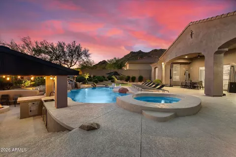 27526 N 84th Dr, Peoria, AZ 85383