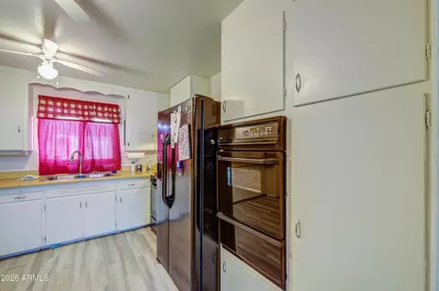 Kitchen - 740 E Desert Ave, Apache Junction, AZ 85119 photo 2 of 3