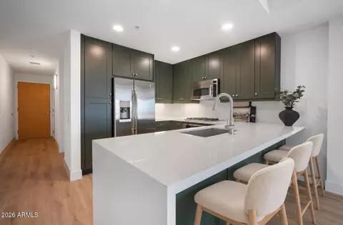 7141 E Rancho Vista Dr #5005, Scottsdale, AZ 85251