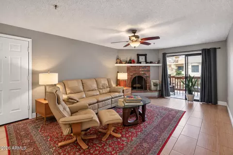 3031 N Civic Center Plz Plz #230, Scottsdale, AZ 85251