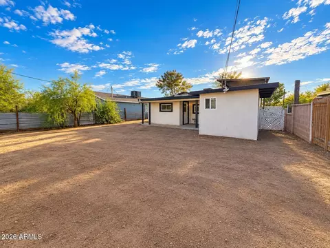 Exterior - 1607 S 6th St, Phoenix, AZ 85004 photo 2 of 3