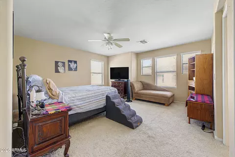 Bedroom - 1385 S Joshua Tree Ln, Gilbert, AZ 85296 photo 3 of 5