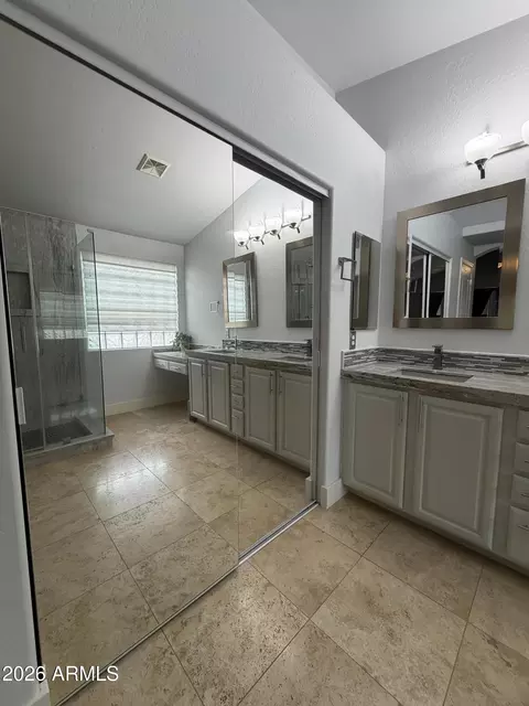 Bath - 8465 E Portobello Ave, Mesa, AZ 85212 photo 4 of 6