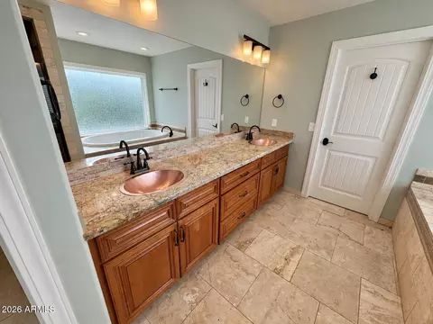 Bath - 304 S Ryan Dr, Payson, AZ 85541 photo 4 of 6