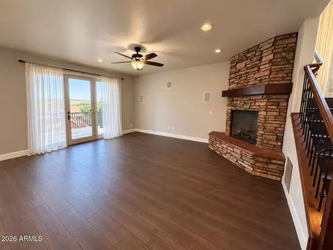 Living - 304 S Ryan Dr, Payson, AZ 85541 photo 3 of 4