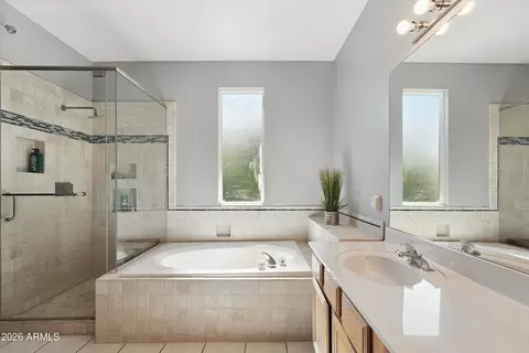 Bath - 1519 E Michelle Dr, Phoenix, AZ 85022 photo 2 of 3