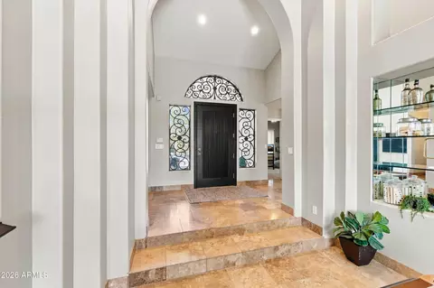 Entry Way - 1707 E Menlo St, Mesa, AZ 85203 photo 3 of 9