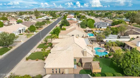View/Area - 1707 E Menlo St, Mesa, AZ 85203 photo 7 of 10