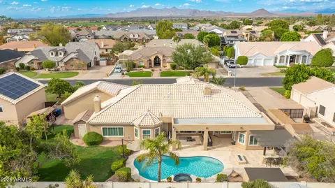 View/Area - 1707 E Menlo St, Mesa, AZ 85203 photo 5 of 10