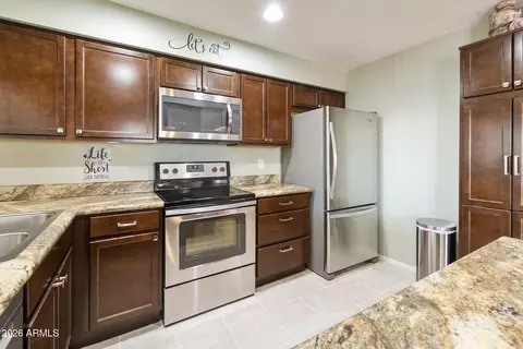 Kitchen - 8264 Euclid Ave, Mesa, AZ 85208 photo 4 of 4