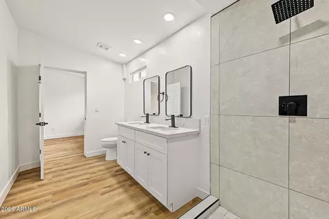 Bath - 11519 Elton Ave, Mesa, AZ 85208 photo 1 of 3