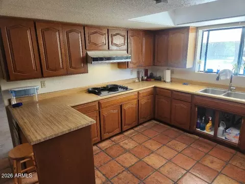Kitchen - 853 W Stanford Ave, Gilbert, AZ 85233 photo 2 of 2