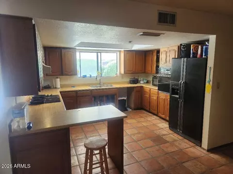 Kitchen - 853 W Stanford Ave, Gilbert, AZ 85233 photo 1 of 2
