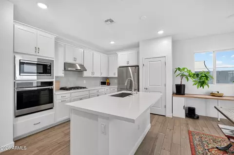 Kitchen - 9226 E Sebring Ave, Mesa, AZ 85212 photo 3 of 6