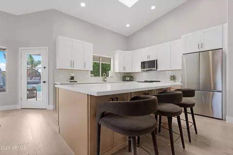 Kitchen - 1825 E Marilyn Rd, Phoenix, AZ 85022 photo 2 of 6