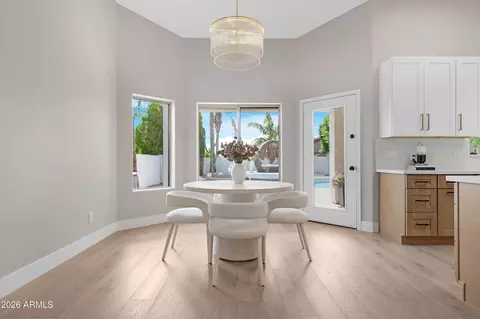 Dining - 1825 E Marilyn Rd, Phoenix, AZ 85022 photo 2 of 5
