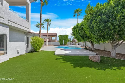 Exterior - 1825 E Marilyn Rd, Phoenix, AZ 85022 photo 8 of 11
