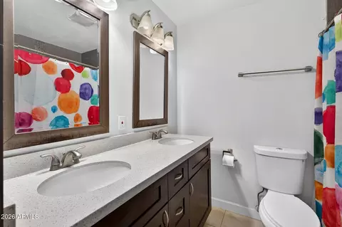 Bath - 1885 E Geneva Dr, Tempe, AZ 85282 photo 3 of 3
