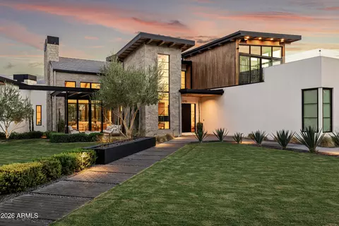 Exterior - 5715 E Monterosa St, Phoenix, AZ 85018 photo 9 of 11