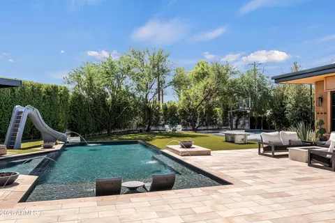 Exterior - 5715 E Monterosa St, Phoenix, AZ 85018 photo 5 of 11
