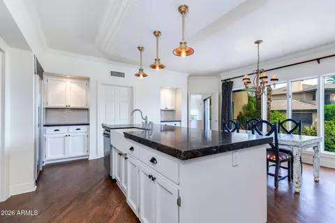 Kitchen - 3129 E San Juan Ave, Phoenix, AZ 85016 photo 2 of 2
