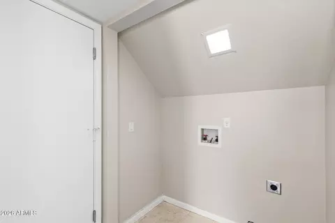 Other - 307 S Ocean Dr, Gilbert, AZ 85233 photo 2 of 11