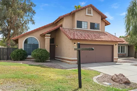 Exterior - 307 S Ocean Dr, Gilbert, AZ 85233 photo 3 of 12