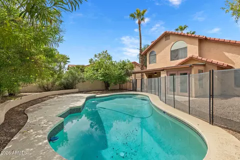 Exterior - 307 S Ocean Dr, Gilbert, AZ 85233 photo 2 of 12